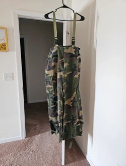 Camo Military Bib Overalls with ribbon suspenders  Sz Lrg