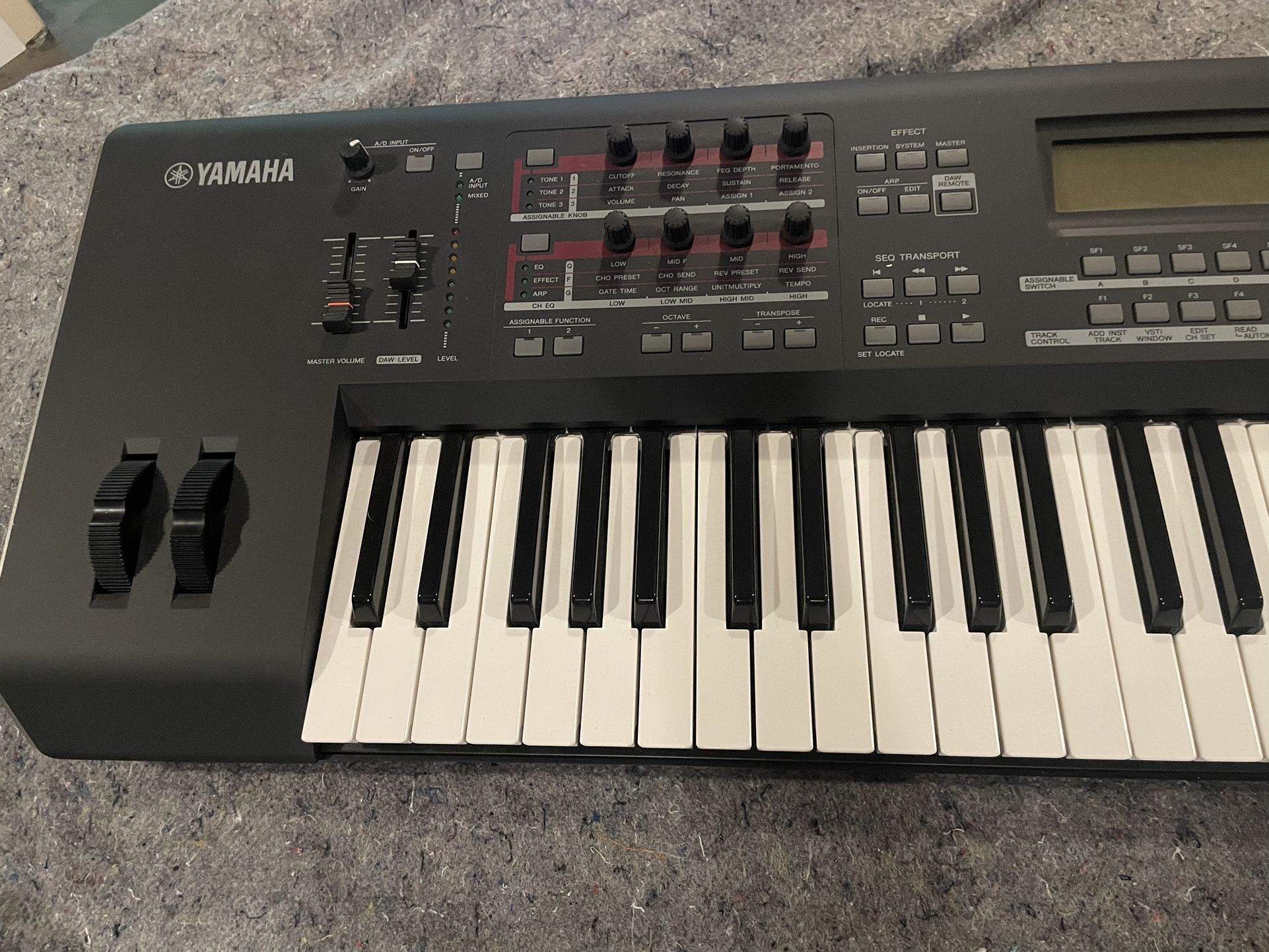 Yamaha MOX 6 Synth. Perfect Condition, Not A Scratch.