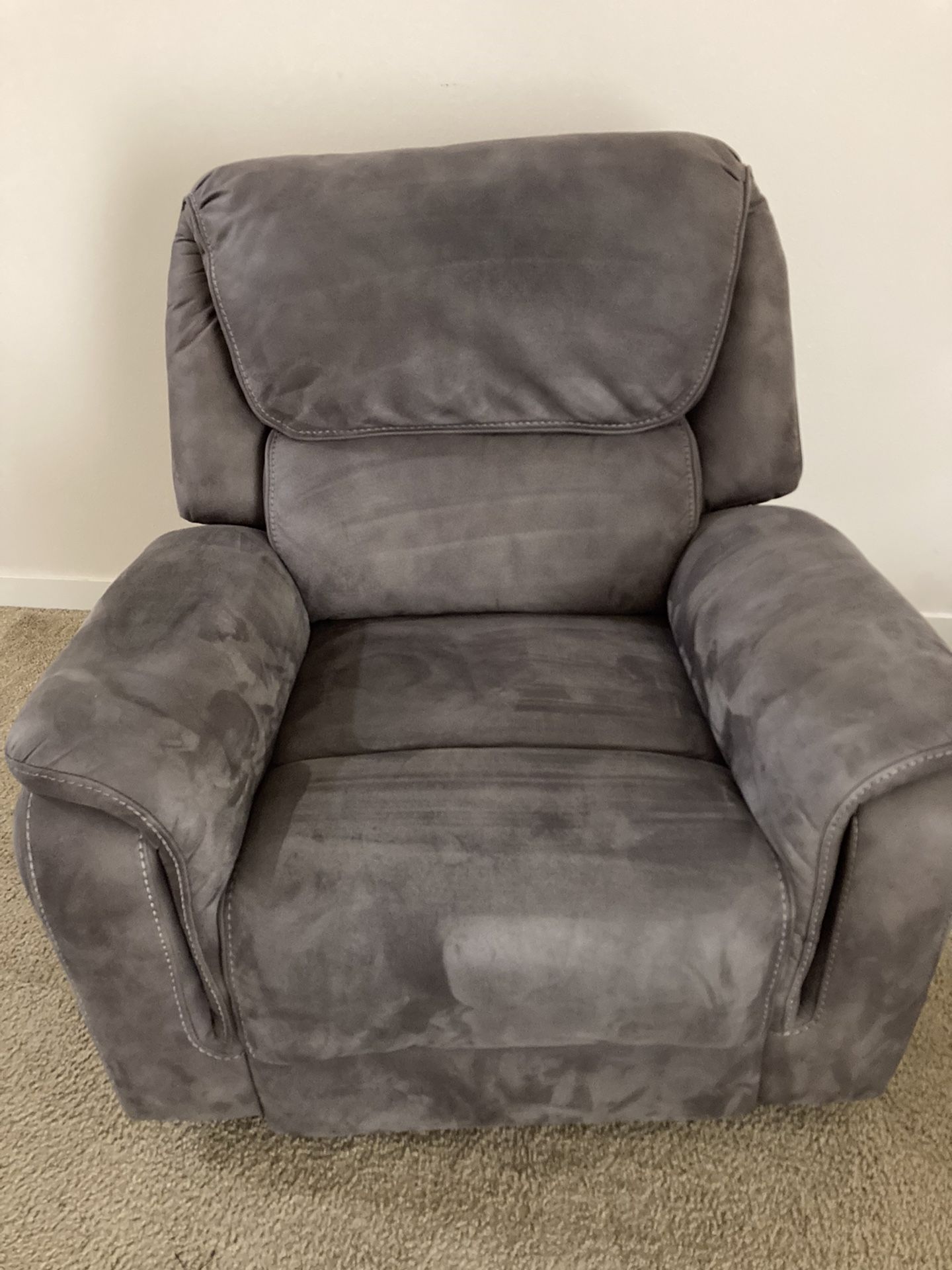 Recliner Chairs