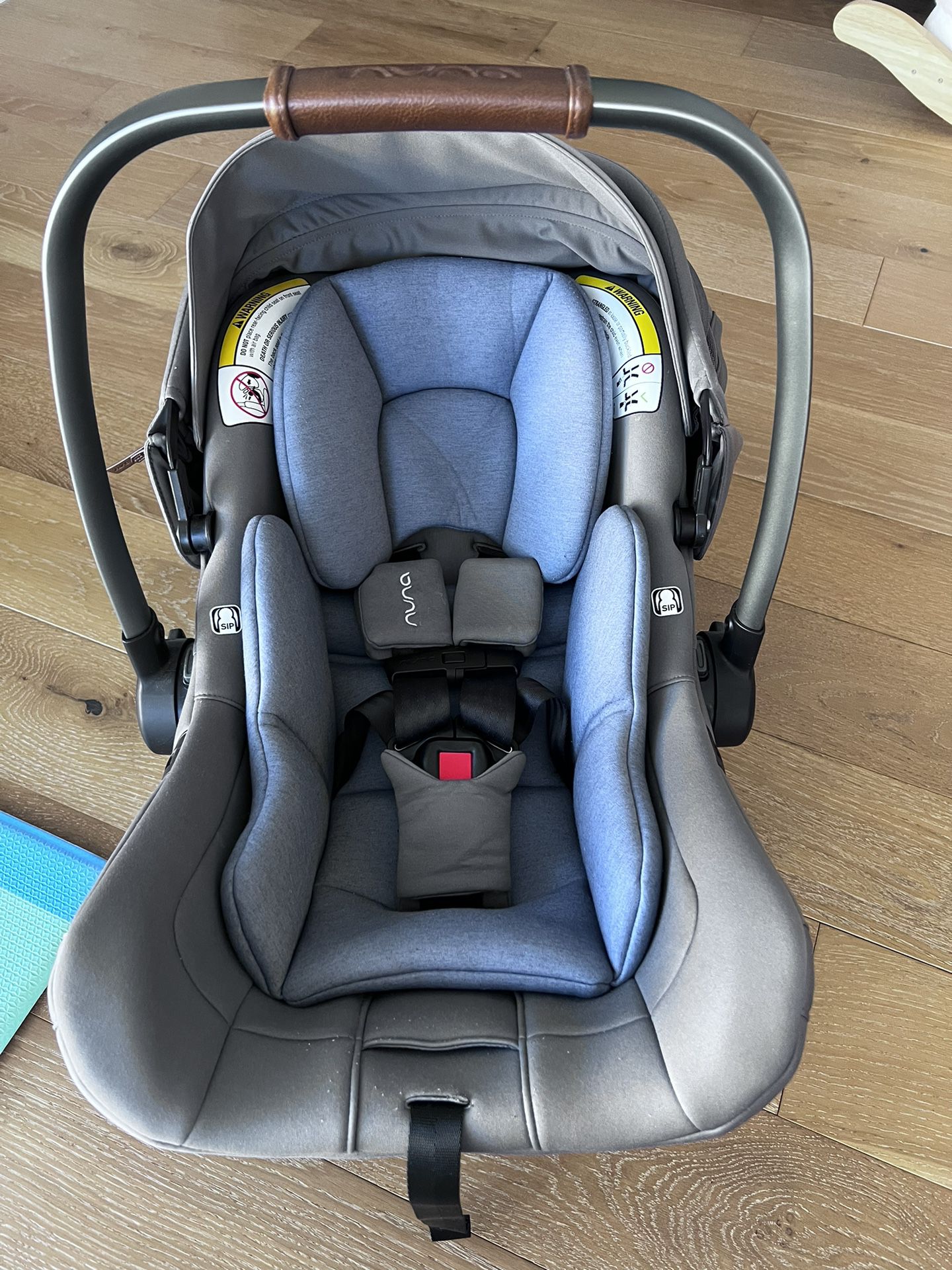 Nuna PIPA™ Lite LX Infant Car Seat & Base