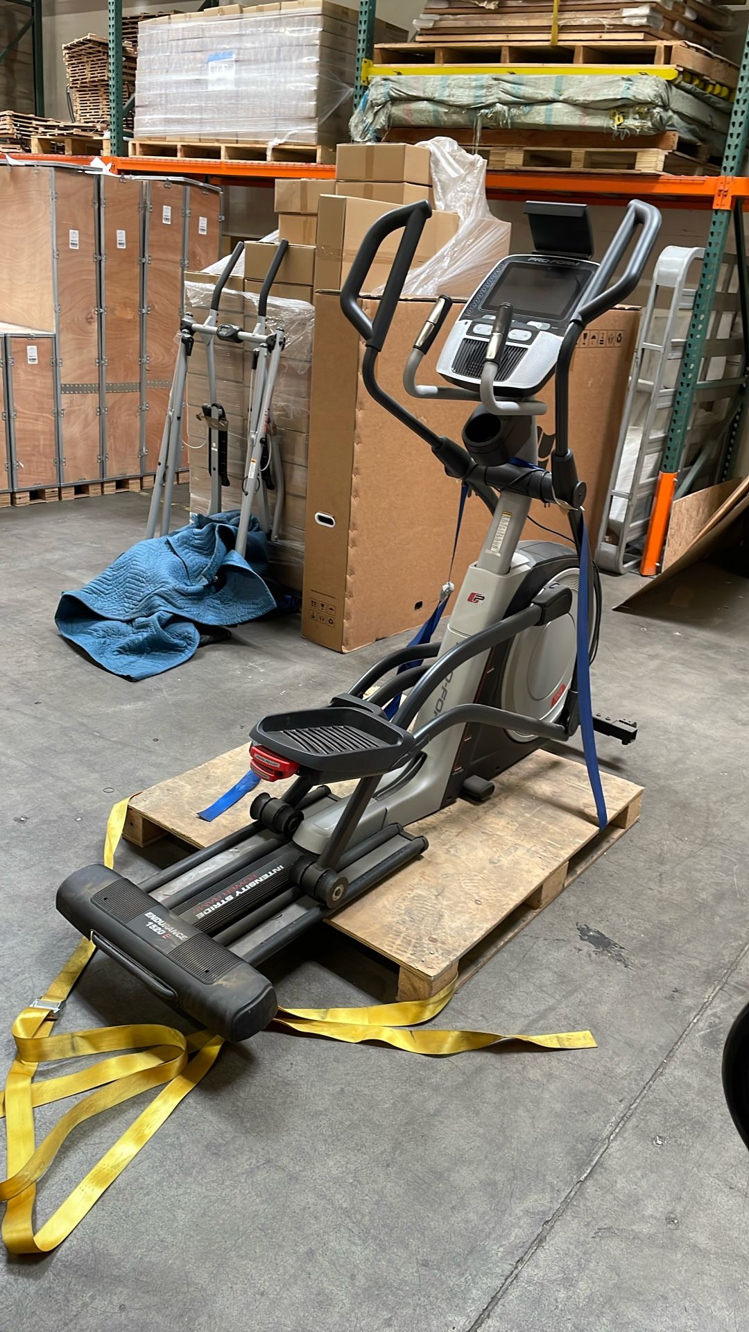 Elliptical Machines Proform Endurance 1520e Proform Pro Endurance