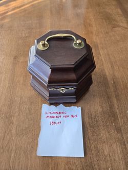 Williamsburg Mahogany Tea Box