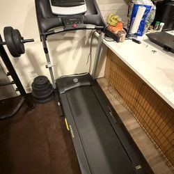 Treadmill 