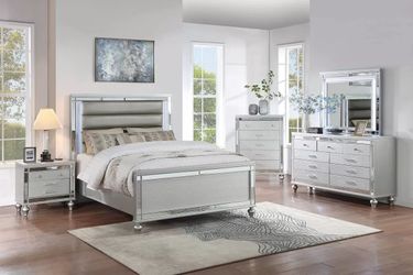 Brand New Elegant Mirrored LED Queen Size Bedroom Set