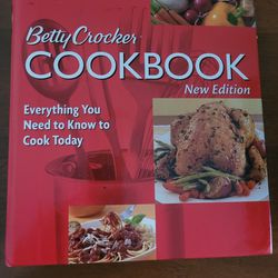 Betty Crocker Cookbook!! Lay-Flat Binder!!
