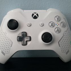 Xbox One Custom Wireless Controller