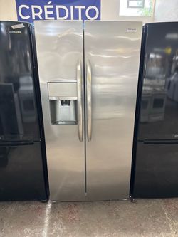 Frigidaire Gallery Side-by-Side Stainless Steel Refrigerator