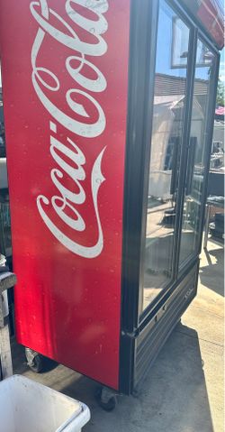 Two door beverages fridge