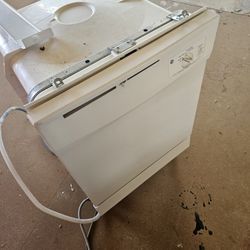 GE DISHWASHER 