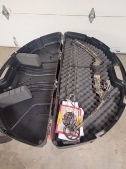 Compound Bow with Case