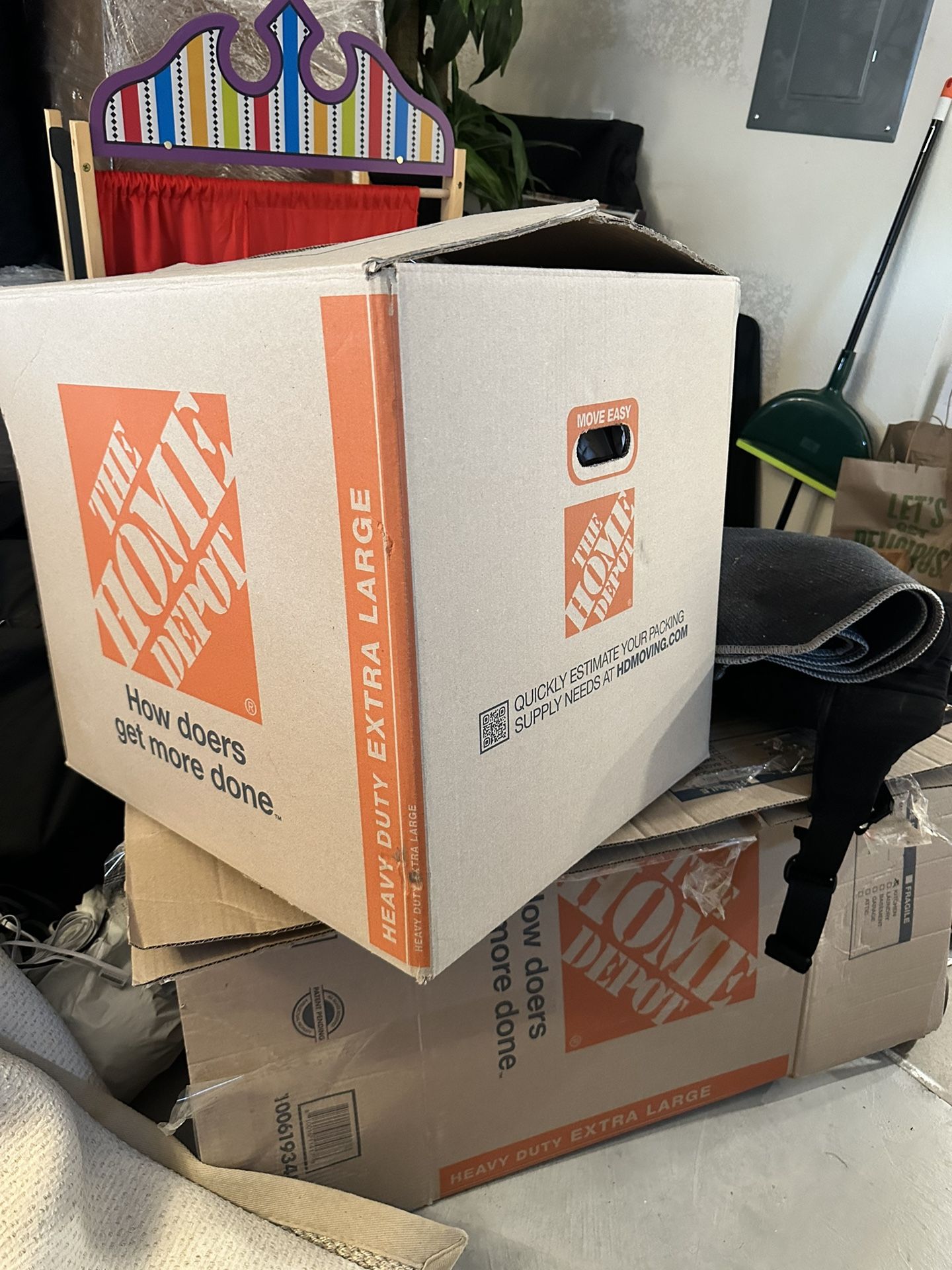 Free Moving Boxes (Large, Heavy Duty, TV box)
