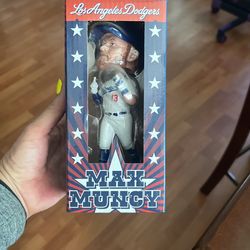 muncy 2022 bobble head 