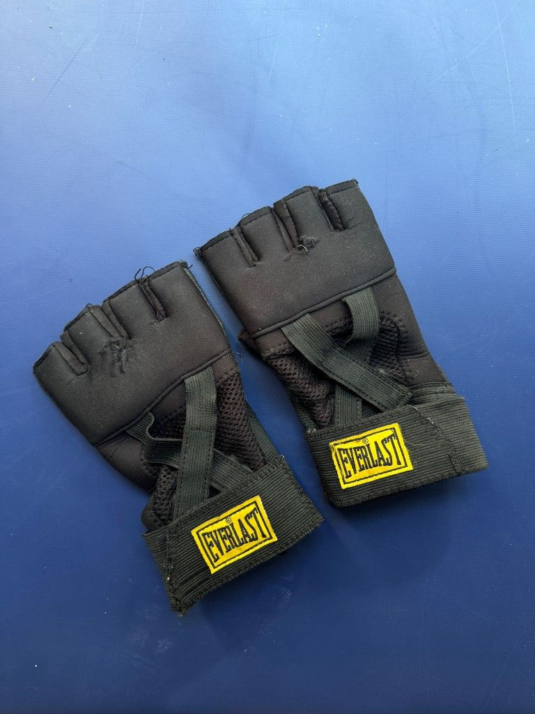 Everlast Evergel Hand Wraps