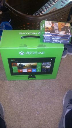 Xbox One and 5 Games