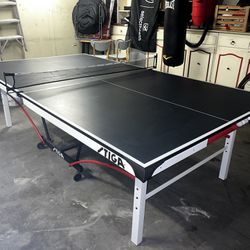 Stiga Ping Pong Table 