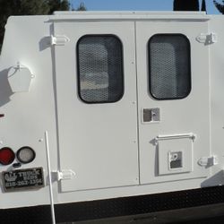 -60% Off ~ "MR. TOTALITY TALL BOY" By 'STAHL' Enclosed Utility Bed auto parts accessories