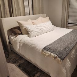 King Bed includes Mattress and Box spring