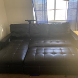 Black Futon