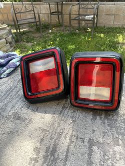 Jeep Wrangler 2019 OEM Tail Lights