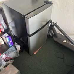 Mini Fridge (Delivery Available)