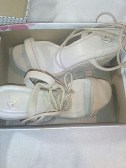 Women's Size 10 Strappy Wedges LIKE NEW