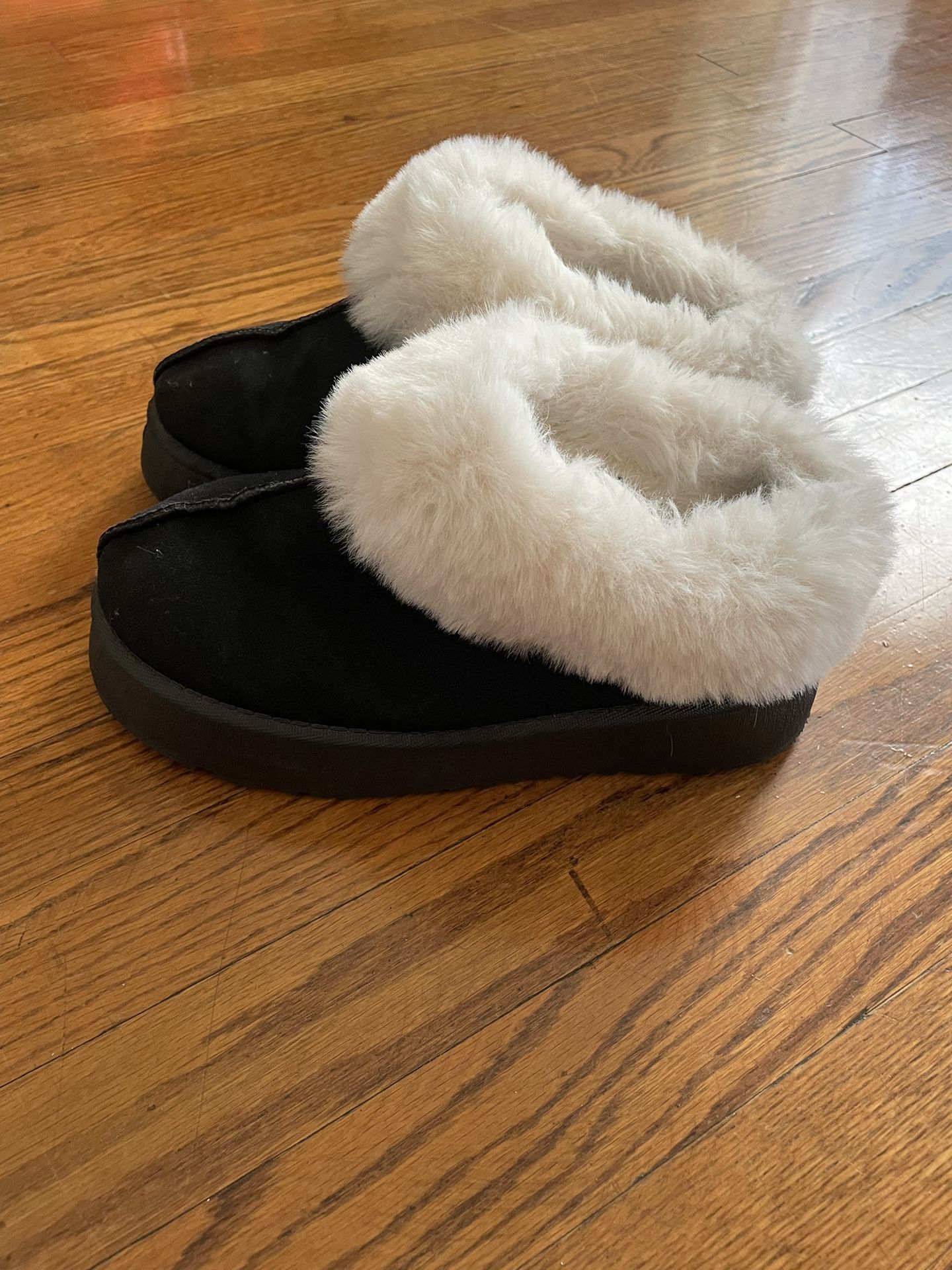 Fuzzy Platform Winter Slippers