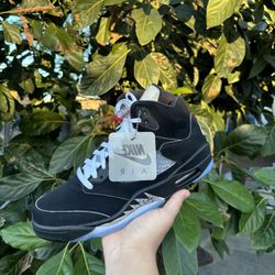 Jordan 5 Retro OG Black Metallic Reimagined