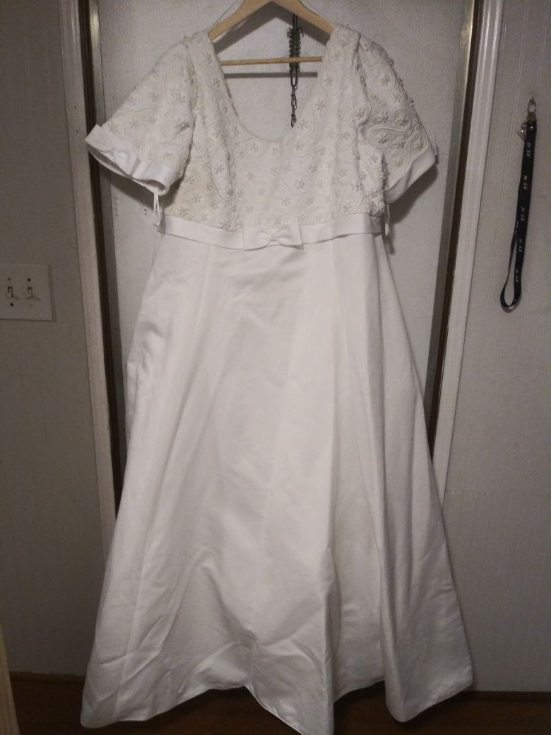 Wedding dress