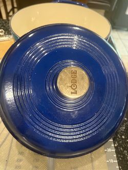 Lodge 7.5 QT Dutch Oven