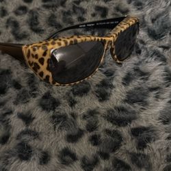 leapord print glasses 