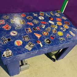 Marbel Effect Table With Graphics