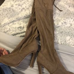 Brand New High Winter Boots