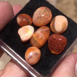 17 TCW Mexican Fire Opals Loose 