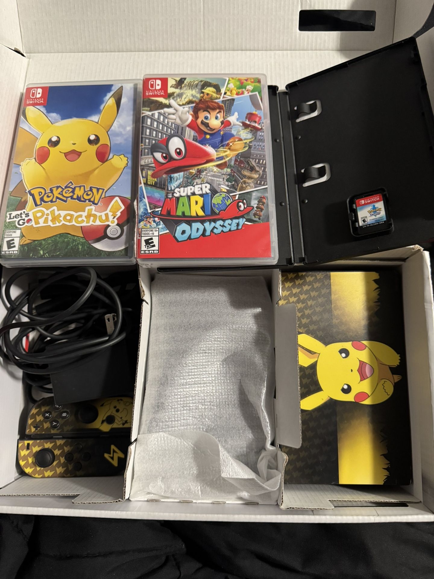 Nintendo Switch 