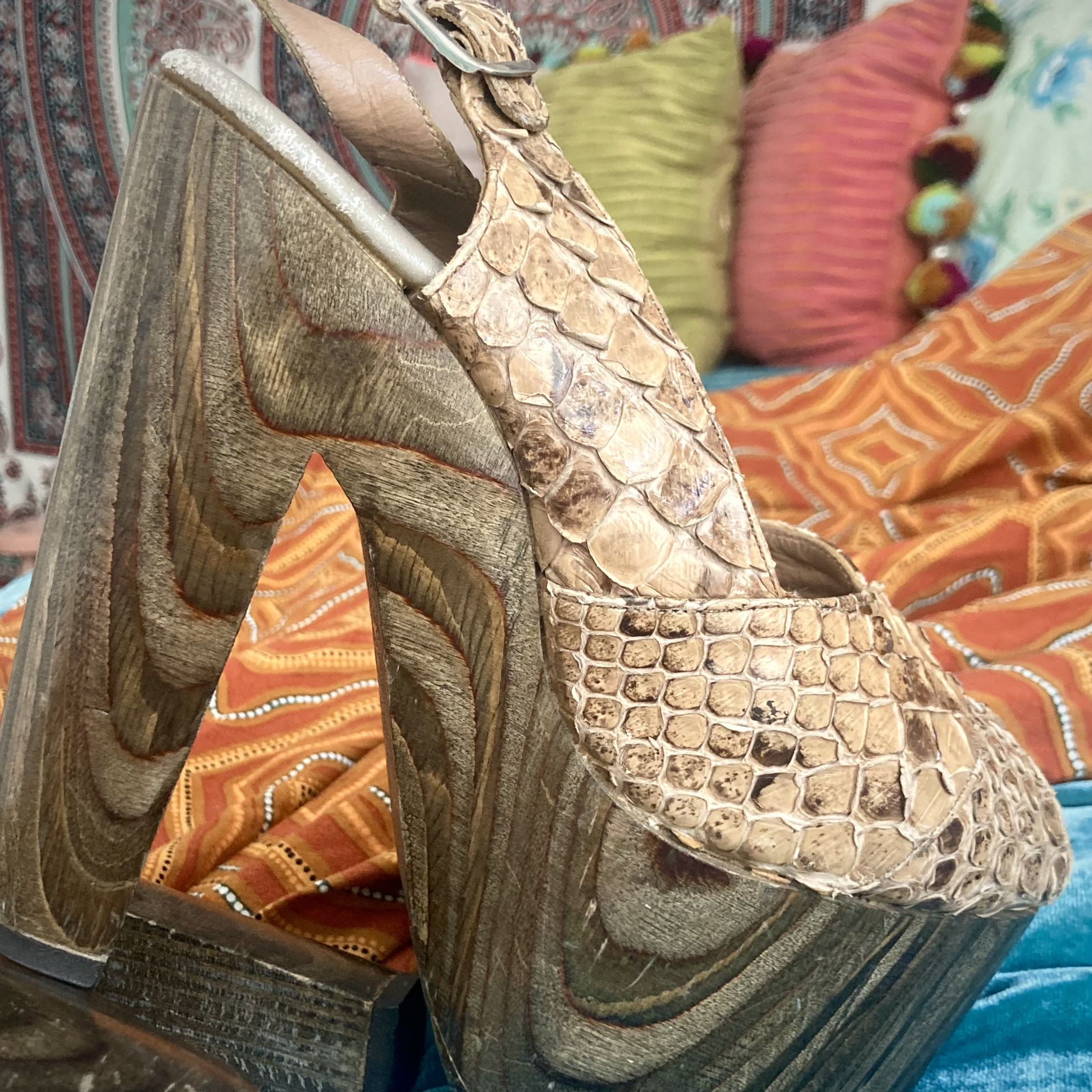 Vintage 70s beige snakeskin chunky wooden mega platform disco peep toe sling back heels