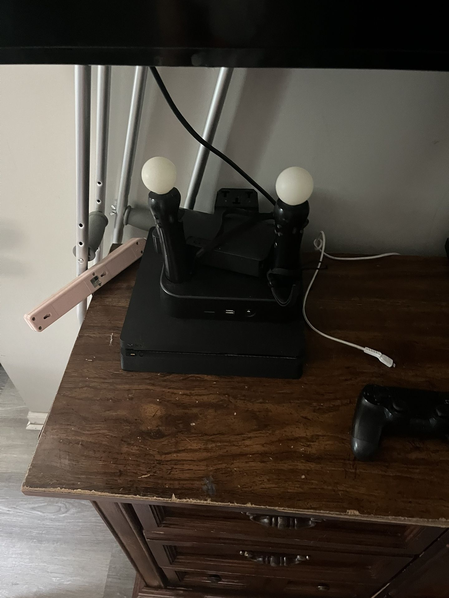 PS4 & TV