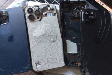 IPhone 14 Pro Cracked 15 Pro Battery 17 Pro Max MacBook PlayStation HDMI