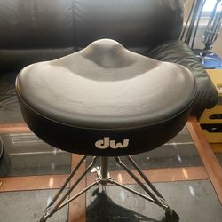 DW Tractor Seat Drum Throne in great condition. 