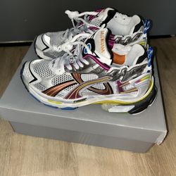 Balenciaga Runners 