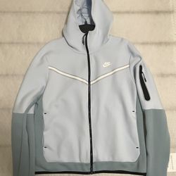 Nike Tech Fleece Hoodie Baby Blue-Celestine Blue / Rare / Size L / Excellent Condition / Pickup 