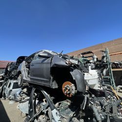 2020 hyundai elantra Parting out car parts 