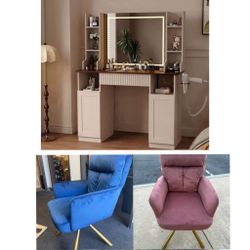 Vanity Table With Chair 