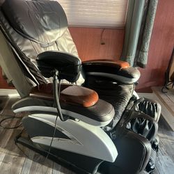 Massage chair 