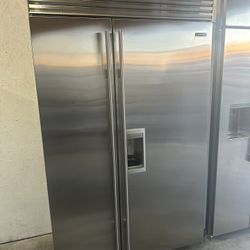 SUB ZERO 48" Classic Side-by-Side Refrigerator/Freezer water ice  Retail price $12,000 