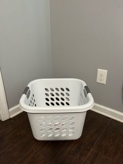 Basket laundry
