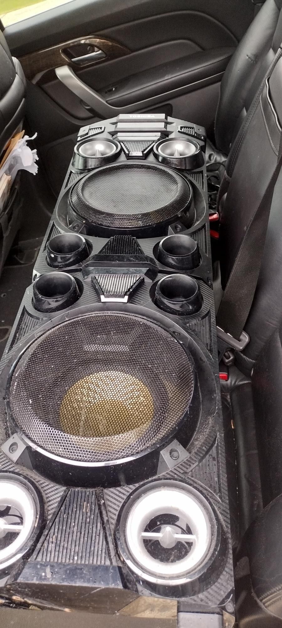 Stereo 6000 Watts