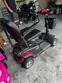 Buzz around ex scooter
