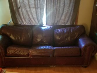 Leather Couch Hide Away Bed