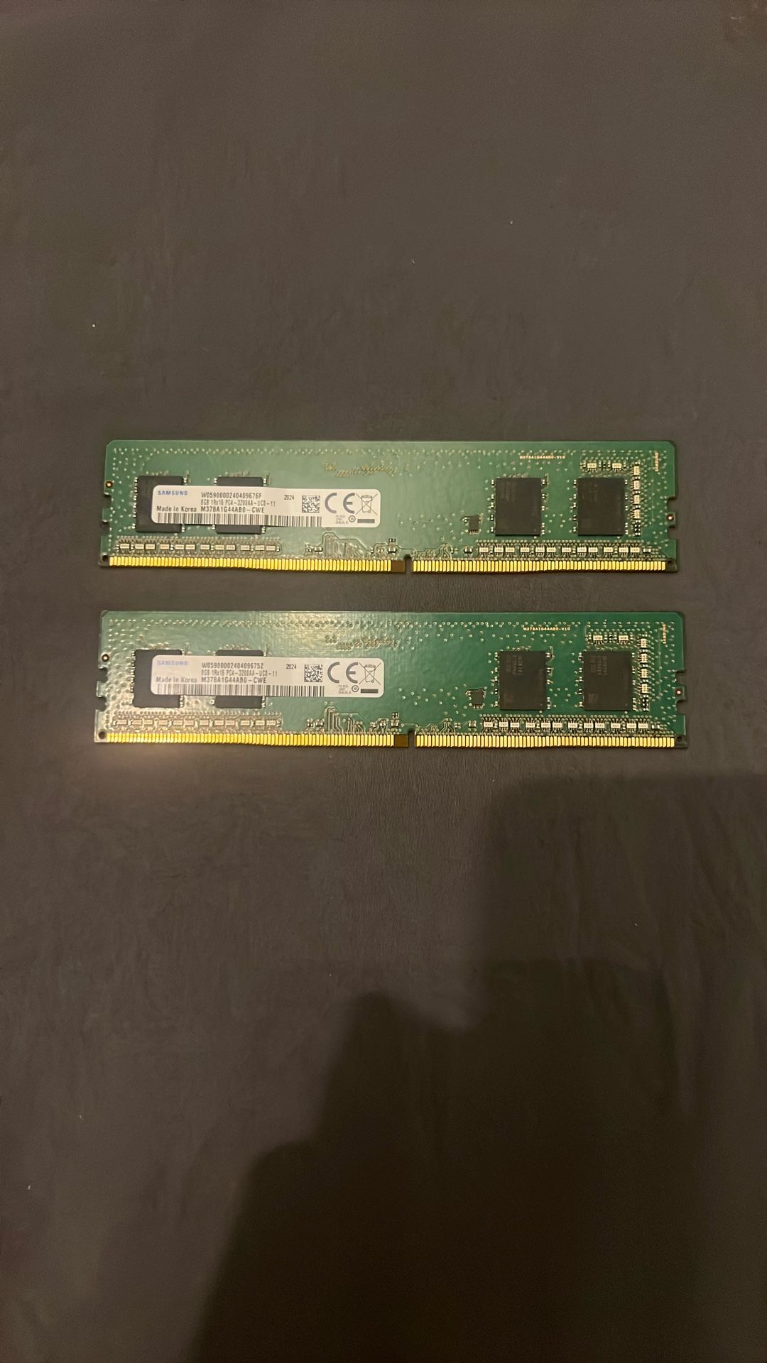 Samsung 16gb (2x8 Sticks) DDR4 3200MHz Ram