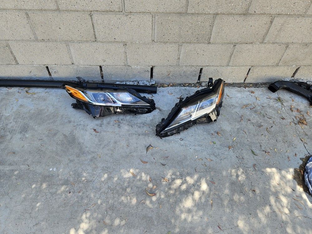2018 2022 Toyota Camry Headlight Oem